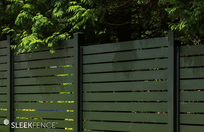 sleek fence installation Edmonton